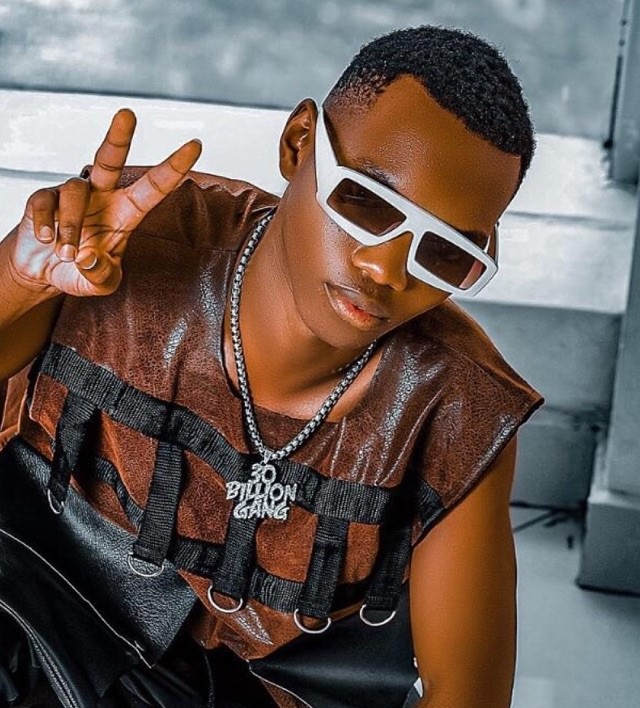 Ray Moja ft.Omukunja Atasera,